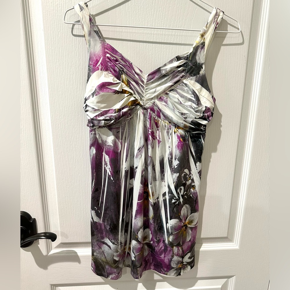Contempo Floral V-neck Tank Blouse featuring a purple white abstract print sz S